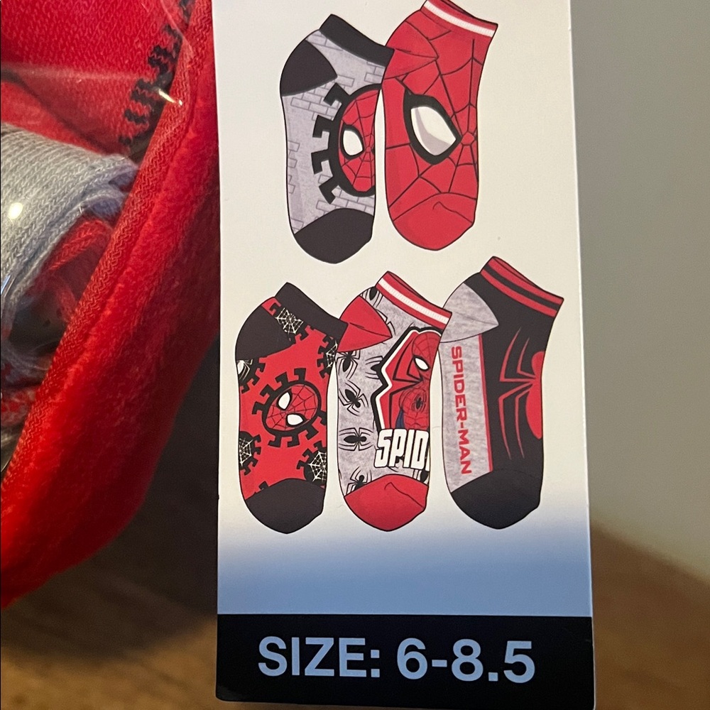 Spiderman Red Sock Set with Pouch - Picture 4 of 4